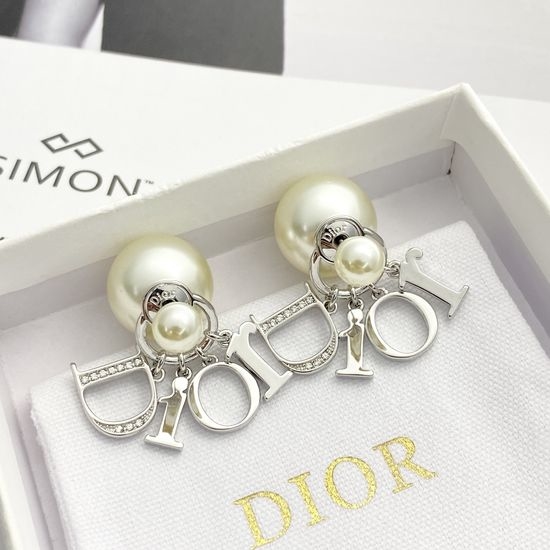 Christian Dior CD Pearl Tassel Pendant Earrings Elegant Jewelry