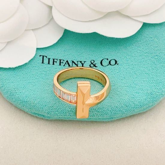 Tiffany & Co. Rose Gold Square Crystal T Shape Ring