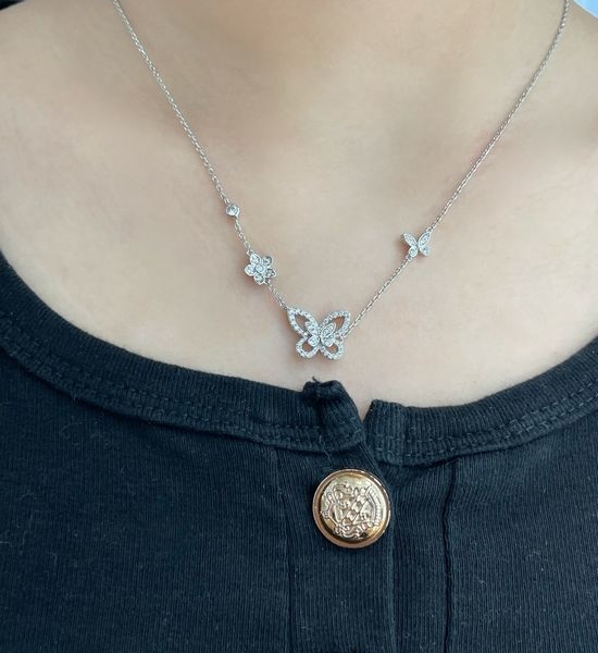 Polo Ralph Lauren Butterfly Flower Necklace Sparkling Luxury Design