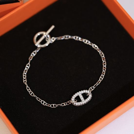 Hermes Pig Nose Design Gold Bracelet