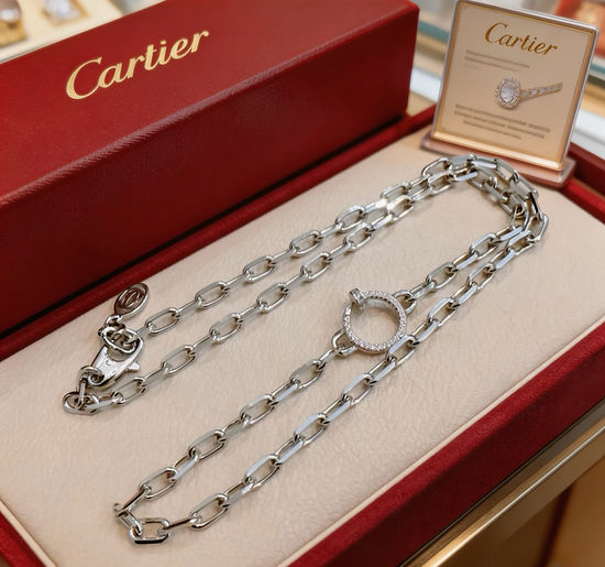 Cartier Elegant Rhinestone Necklace Premium Quality Material