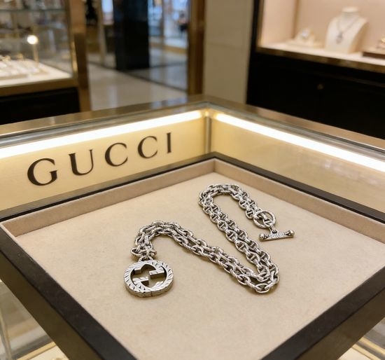 Gucci Unique Design Adjustable Pendant Necklace