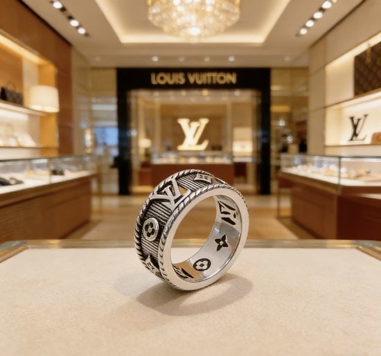 Louis Vuitton LV Vintage Style Silver Ring