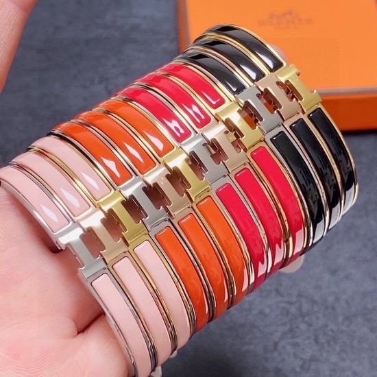 Hermes Enamel Bracelet with Delicate Finish