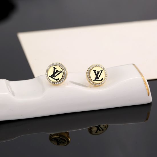 Louis Vuitton LV Elegant All-Match Stud Earrings