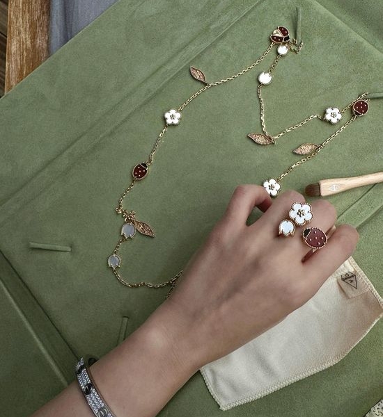 Van Cleef & Arpels VCA Rose Gold Ladybug Open Ring