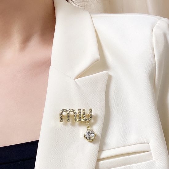 Miu Miu Delicate Small Fashion Brooch for Various Occasions