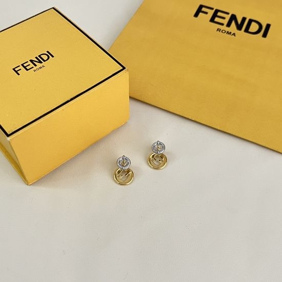 Fendi Simple Elegant Stud Earrings Daily Wear