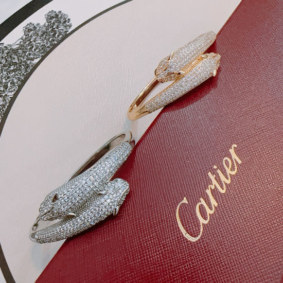 Cartier Delicate Premium Alloy Bracelet