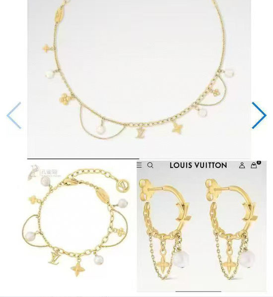 Louis Vuitton LV Polished Letter Decor Classic Bracelet