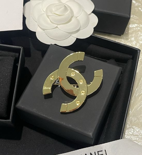 Chanel Polished Gold Decorative Brooch