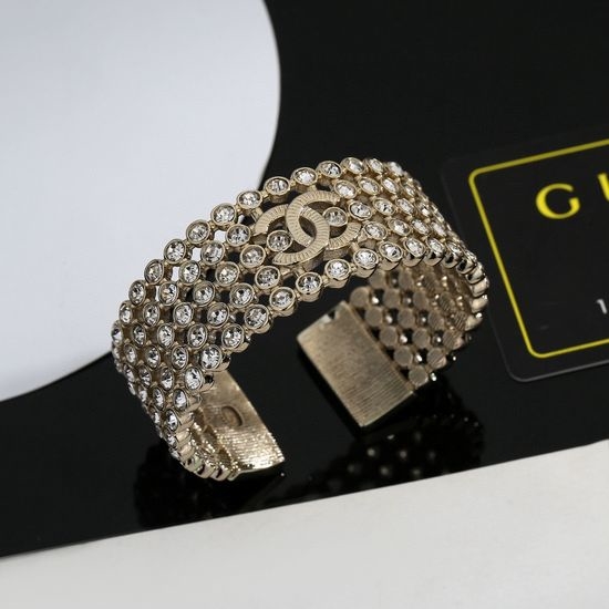 Chanel Classic Double C Elegant Delicate Bangle