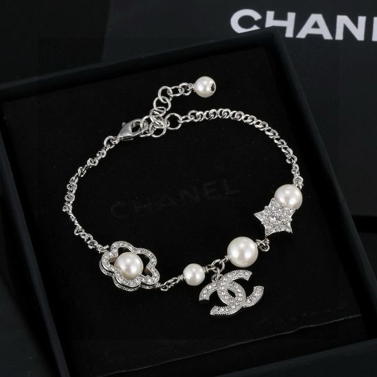 Chanel Camellia Pearl Elegant Bracelet