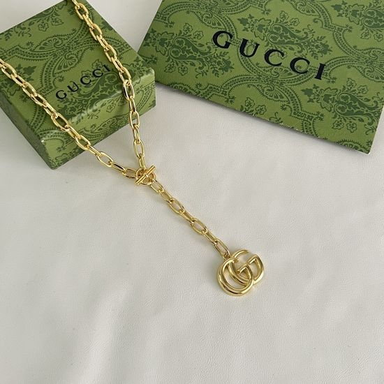 Gucci Simple Polished Bright Cut Necklace