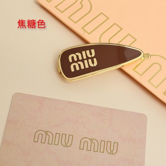 Miu Miu Enamel Letter Decor Hair Clip
