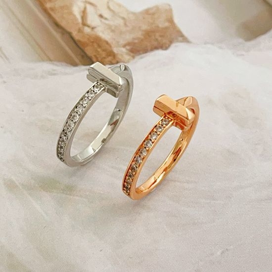 Fendi Half-diamond Letter Ring