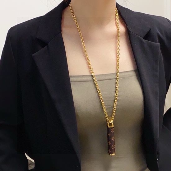 Louis Vuitton LV Textured Leather Long Sweater Chain Necklace