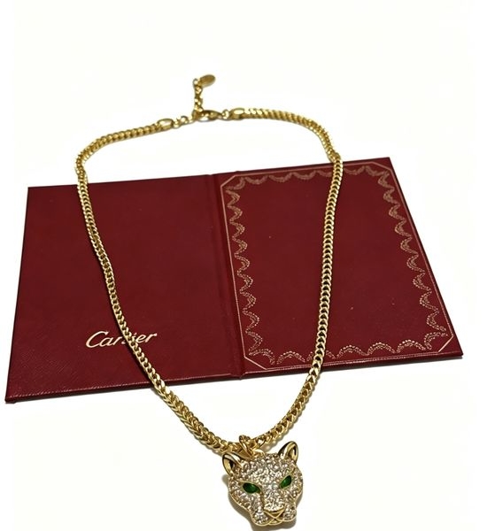 Cartier Classic Ring Design V Gold Necklace