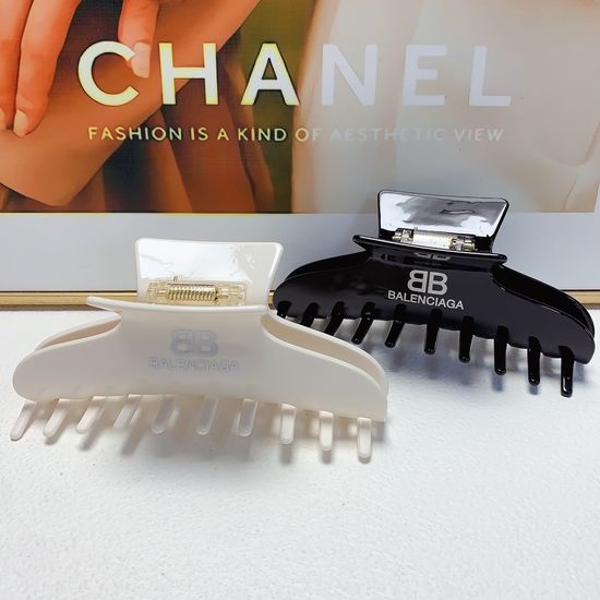 Balenciaga Classic Acetate Hair Claw for Daily Wear