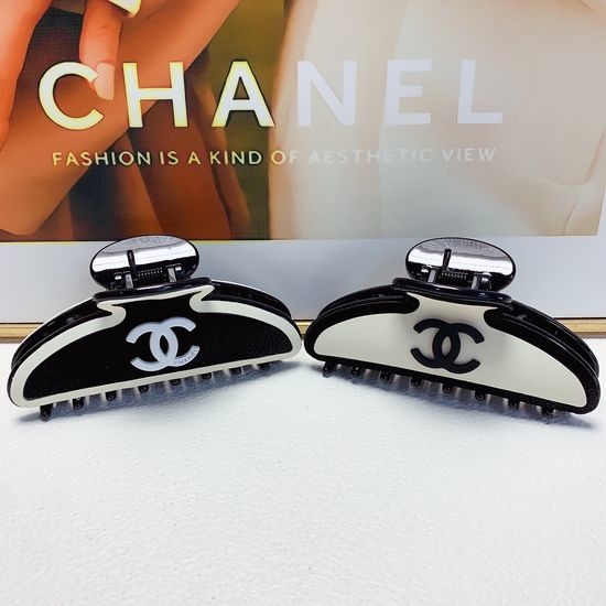 Chanel Classic Black White Leather Hair Claw