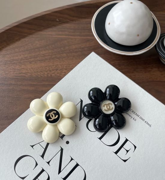 Chanel Camellia Acrylic Brooch Classic Daily Accessory