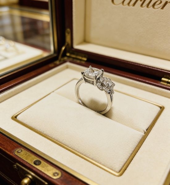 Cartier Elegant Adjustable Classic Band Ring