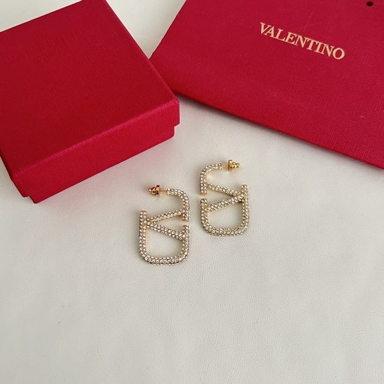 Valentino Simple Versatile Fashion Earrings