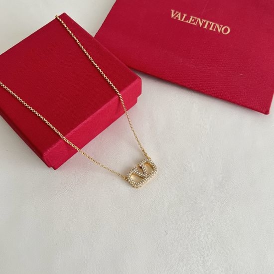 Valentino Simple Stylish Classic Necklace