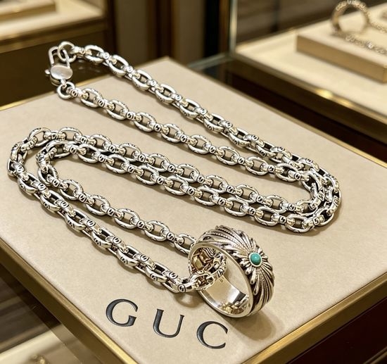 Gucci Vintage Double G Engraved Long Necklace