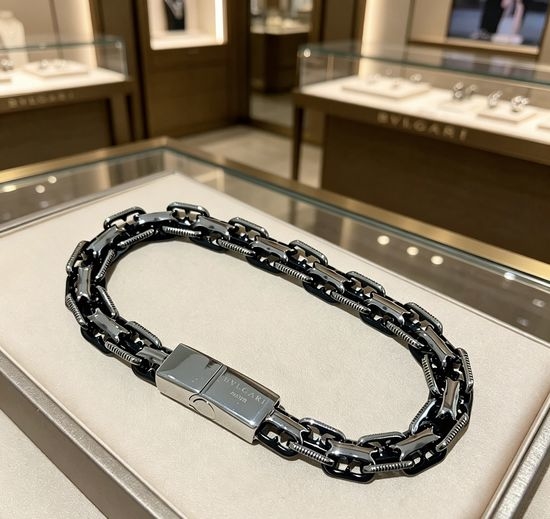 Bvlgari Fan Shape Design Delicate Bracelet