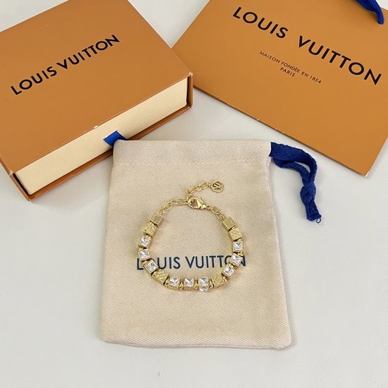 Louis Vuitton LV Unique Retro Style Bracelet Fashion Jewelry