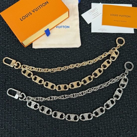 Louis Vuitton LV Exquisite Bag Chain Keychain Accessory