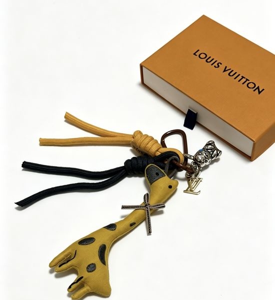 Louis Vuitton LV Vintage Bag Charm Key Chain Accessory