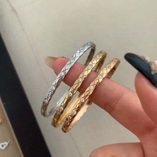 Chanel Delicate Diamond Inlaid Thin Bangle