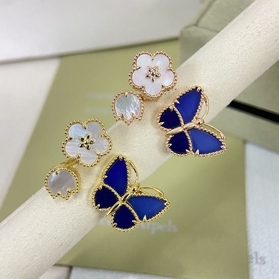 Van Cleef & Arpels VCA Van Cleef Three-in-One Floral Ring