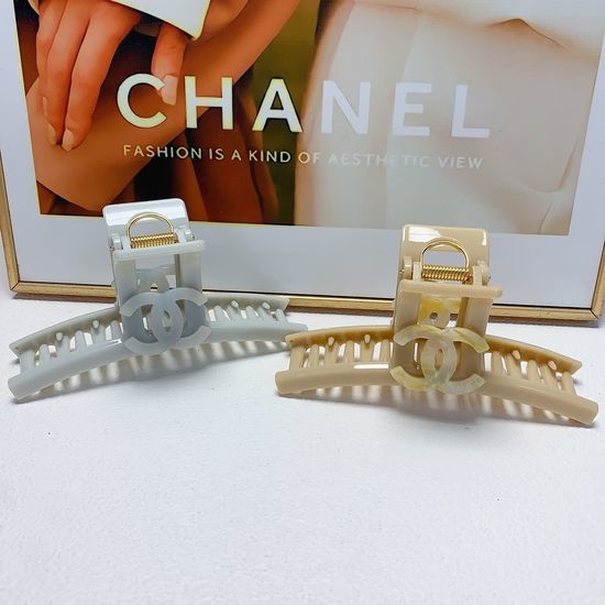 Chanel Acetate Claw Clip Elegant Daily Hair Accessory