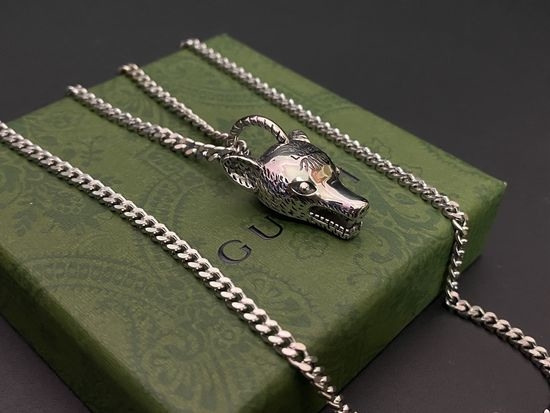 Gucci Wolf Head Pendant Necklace Vintage Carved Jewelry