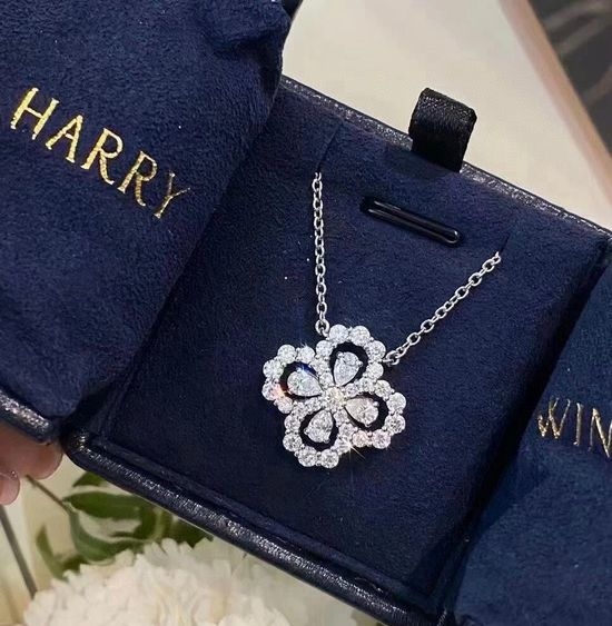 Harry Winston Full Diamond Clover Pendant Necklace