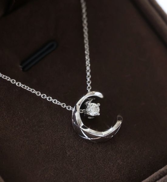Chanel Rhombus Pattern Delicate Pendant Necklace