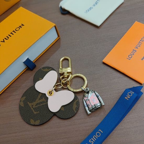 Louis Vuitton LV Vintage Finish Keychain Bag Accessory