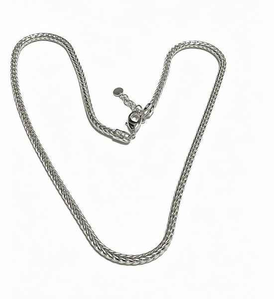 Fendi Vintage Style Classic Necklace