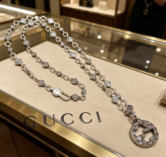 Gucci Vintage Distressed Classic Chain Necklace