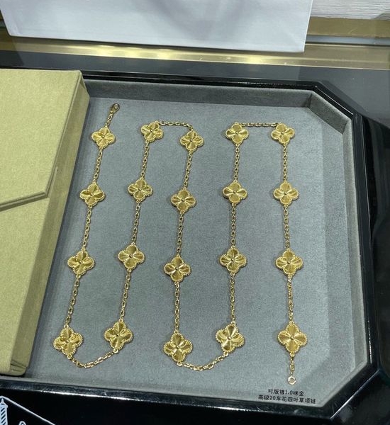 Van Cleef & Arpels VCA Twenty Clover Laser Cut Pendant Necklace