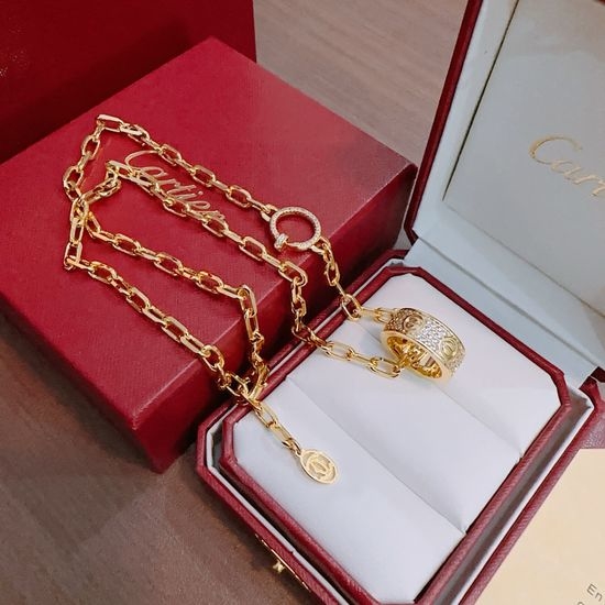 Cartier Diamond Gold Necklace Elegant Handcrafted Jewelry