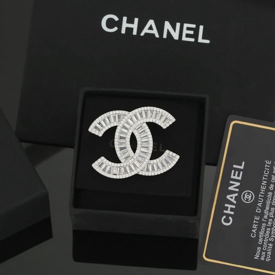 Chanel Versatile Full Diamond Decorative Brooch