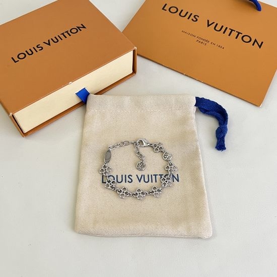 Louis Vuitton LV Unique Retro Style Fashion Bracelet