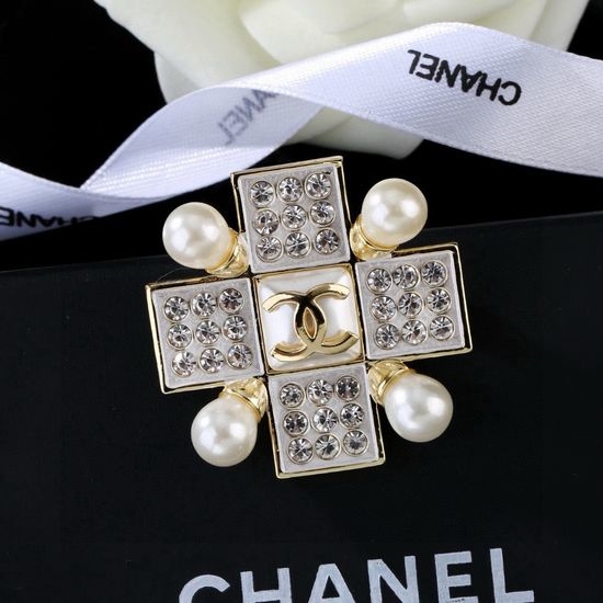 Chanel Exquisite New Brooch
