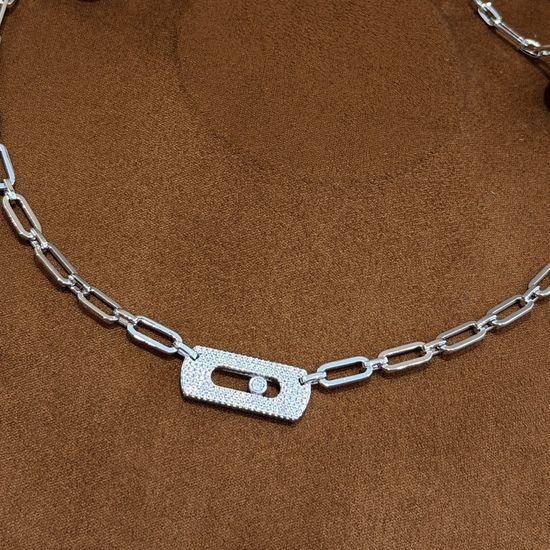 Messika Single Sliding Rhinestone Pendant Necklace