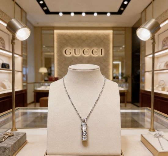 Gucci Vintage Double G Classic Necklace
