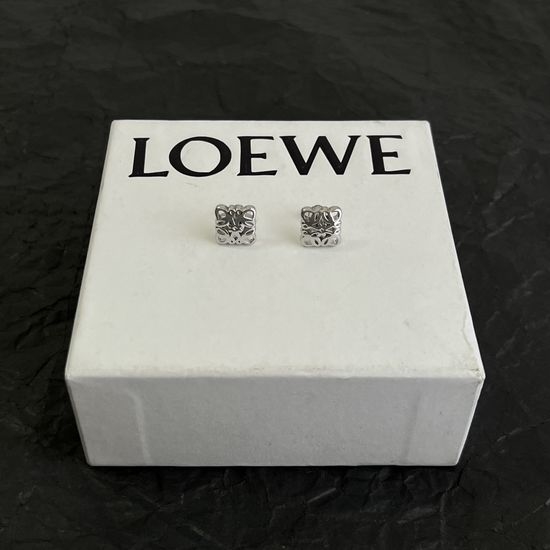 Loewe Delicate Carved Stud Earrings Elegant Jewelry